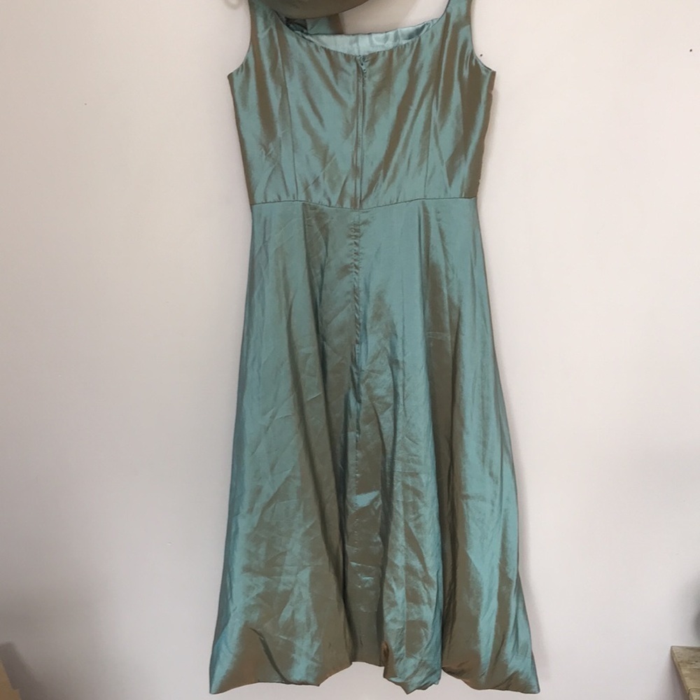CRYSTEL shiny metallic sleeveless bubble hem dress with matching shawl size 12 - Picture 6 of 12